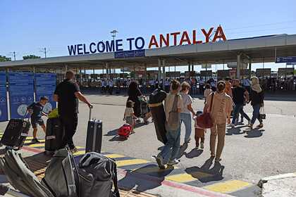 Россиян предупредили о повышении цен на авиабилеты в Турцию