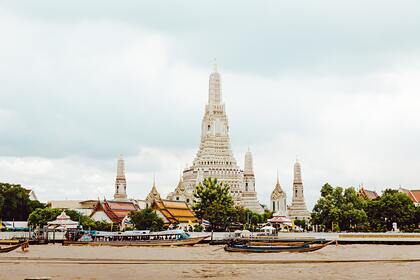 Таиланд отложил открытие Бангкока для иностранных туристов