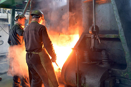 Российским металлургам решили повысить сразу два налога вместо одного
