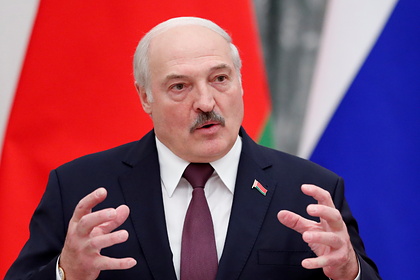Лукашенко пообещал не удерживать власть «посиневшими руками»