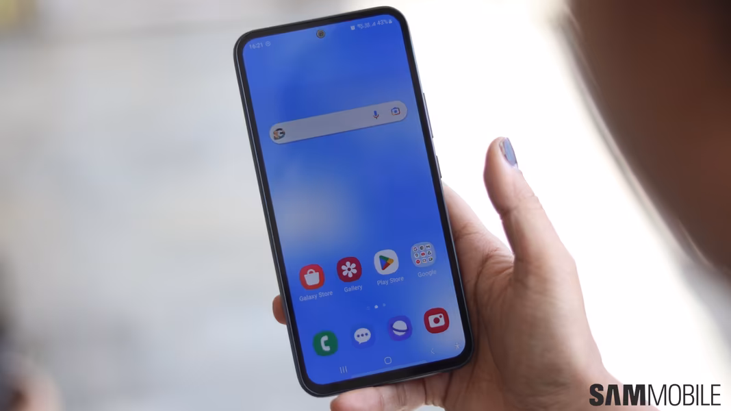 Samsung Galaxy A55 и A54 получили обновление безопасности как у Galaxy S26