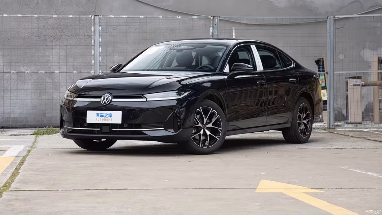 Volkswagen Tiguan � Passat ������� ����� ���� 1400 �� � ��� ������: �������� 29 ���