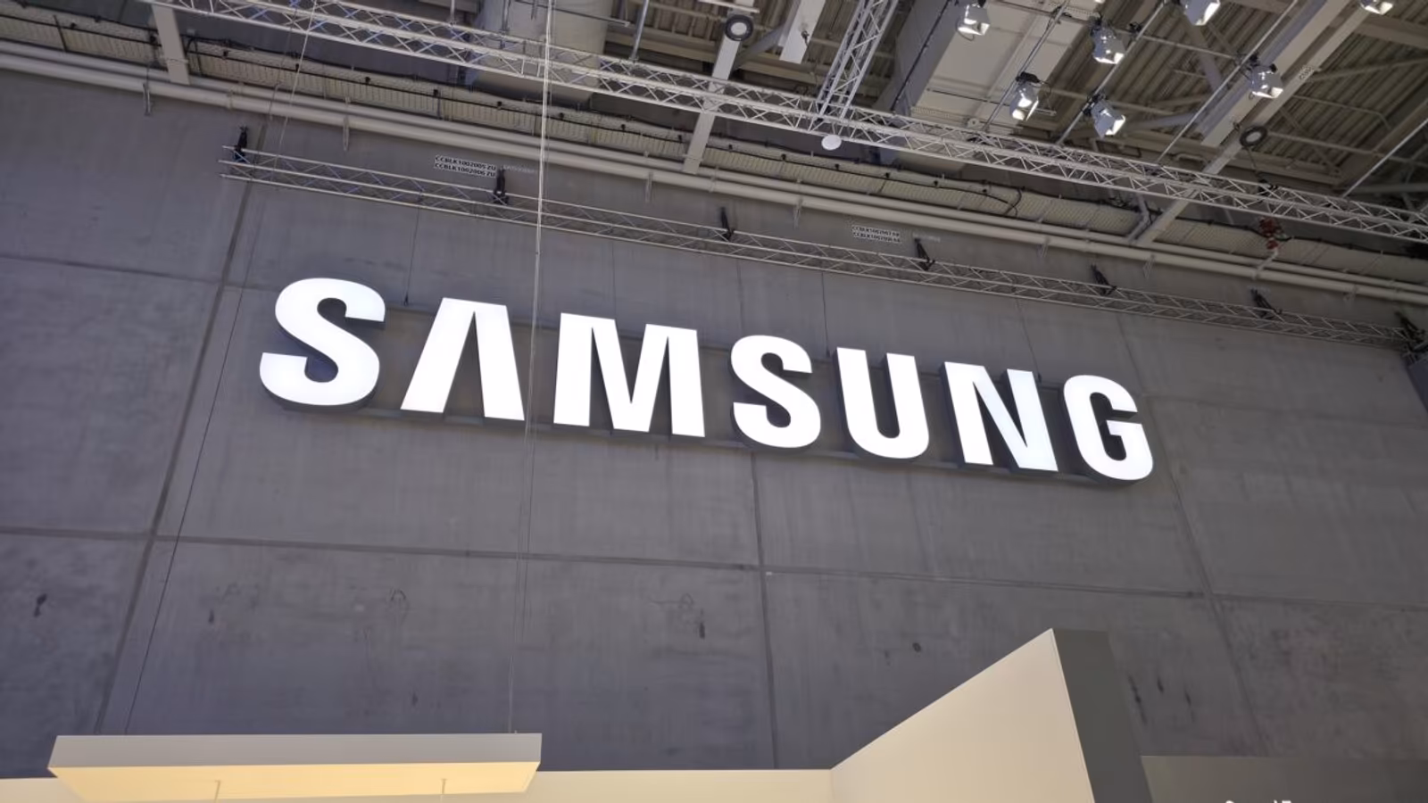 Samsung запускает массовое производство 2-нм чипов в США в 2027 году: что это значит