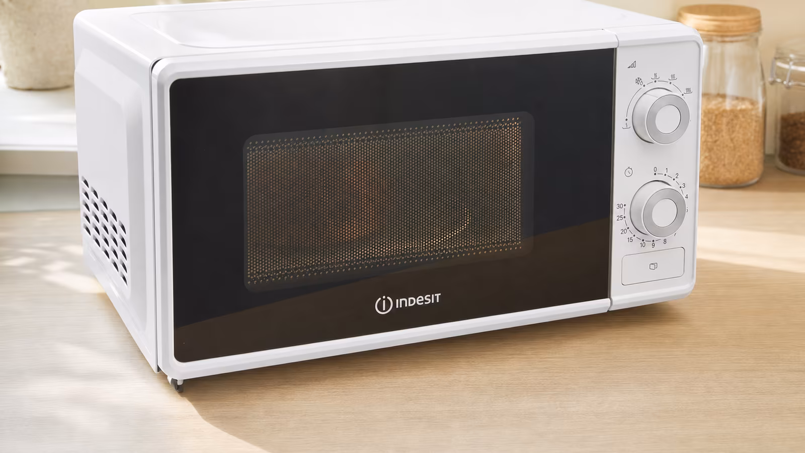 Indesit MWF MS20 W1: недорогая микроволновка для быстрого подогрева и простой готовки