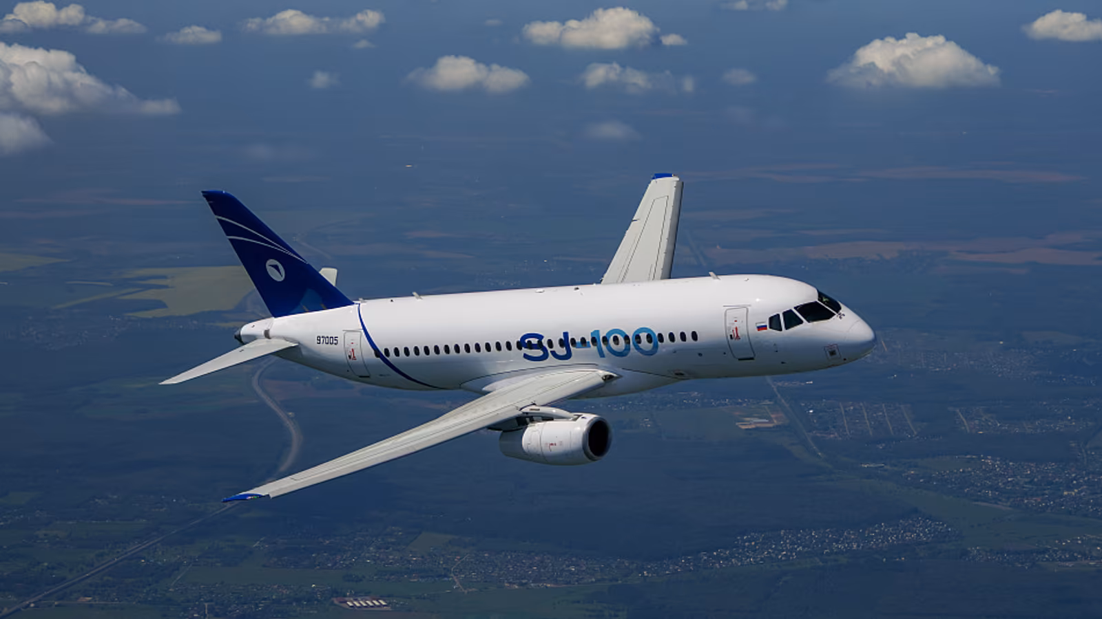 ��������� ������������������ Superjet SJ-100 �������� � ����� ����