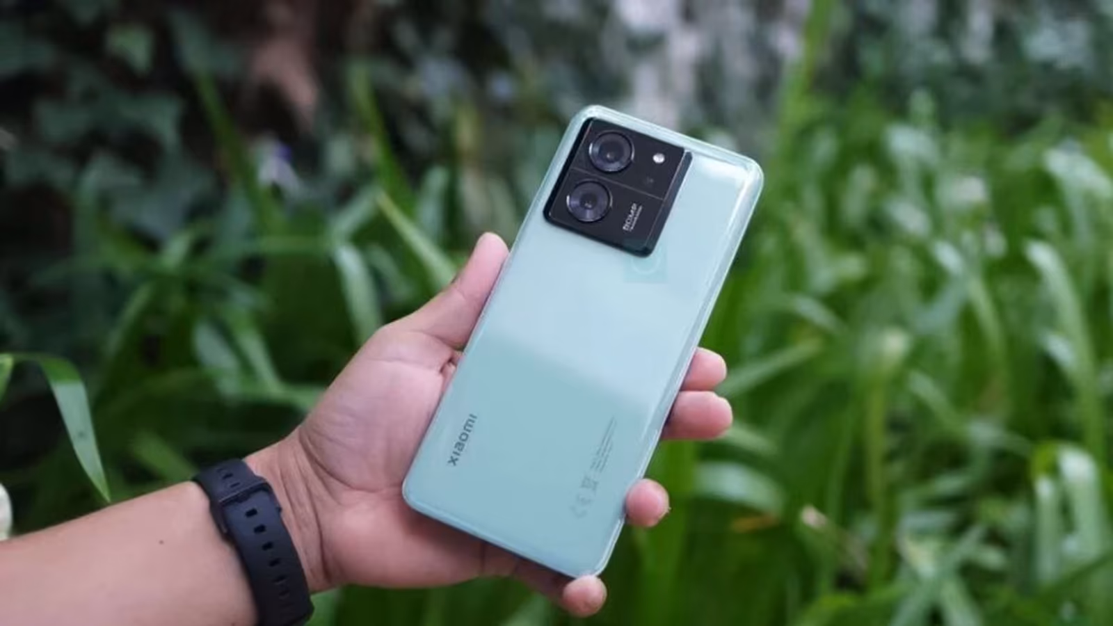 Xiaomi 13T ������� HyperOS 3 �� Android 16 � HyperIsland � ������� �������