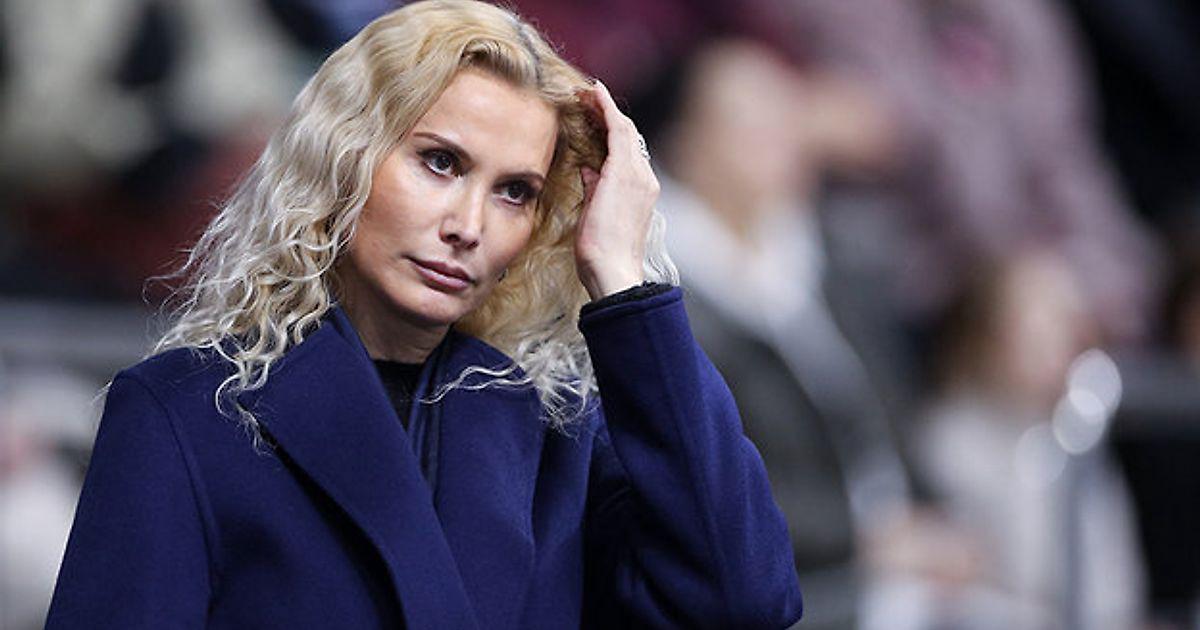 Тутберидзе призналась, что в юности боролась с весом, но тайком ела баунти и пила колу Тутберидзе призналась, что в юности боролась с весом, но тайком ела баунти и пила колу