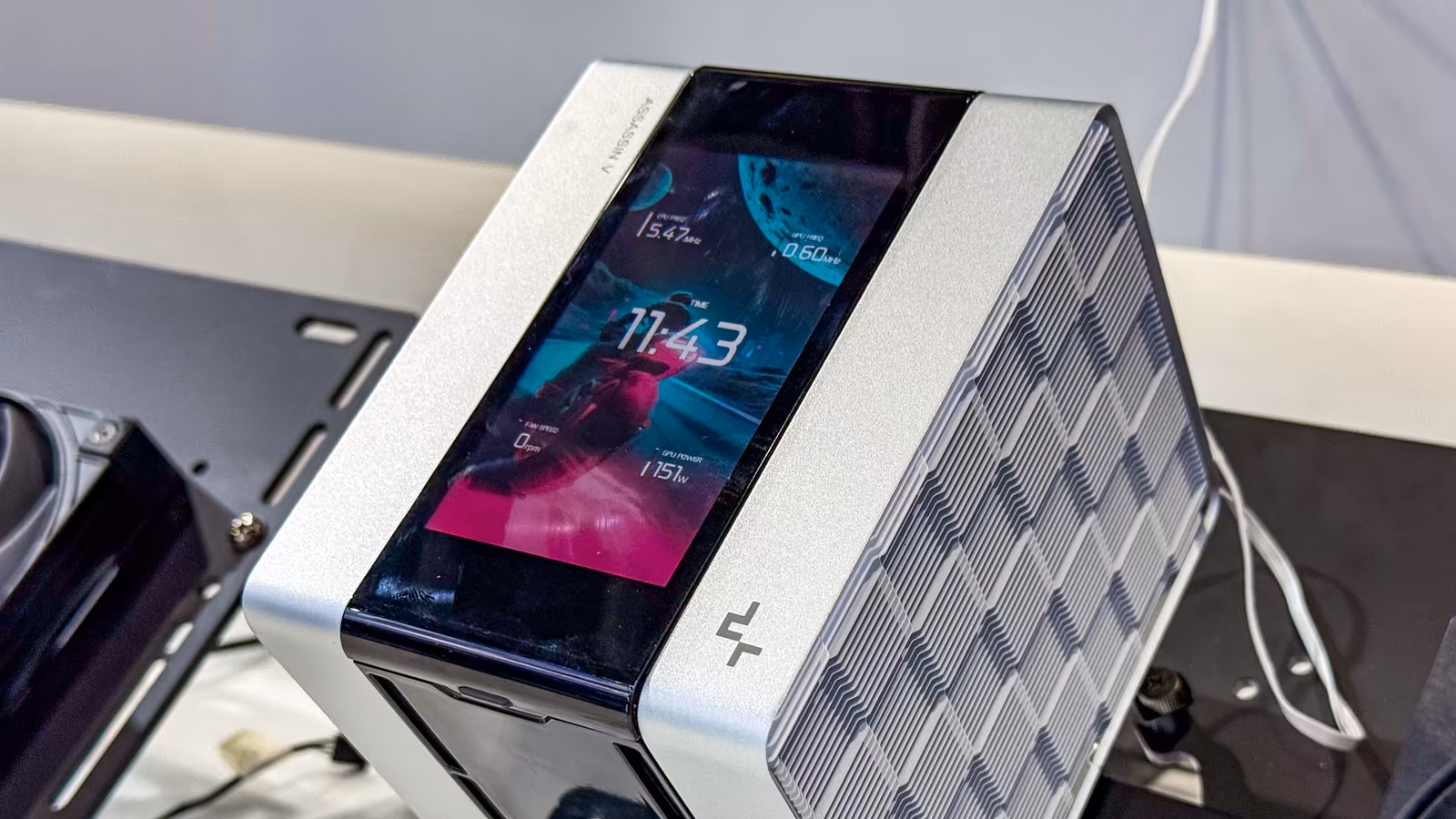 DeepCool представила на Computex 2026 кулеры с VC 2.0, СЖО с AMOLED-экраном и аквариумные корпуса DeepCool представила на Computex 2026 кулеры с VC 2.0, СЖО с AMOLED-экраном и аквариумные корпуса