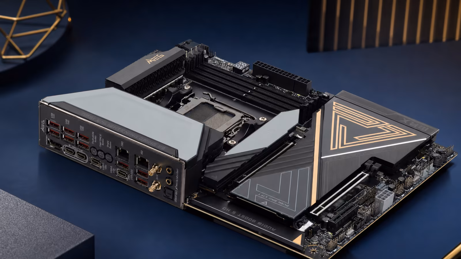 MSI MEG X870E Ace Max: ����������� ����� ��� AMD AM5 � USB4 � Wi-Fi 7