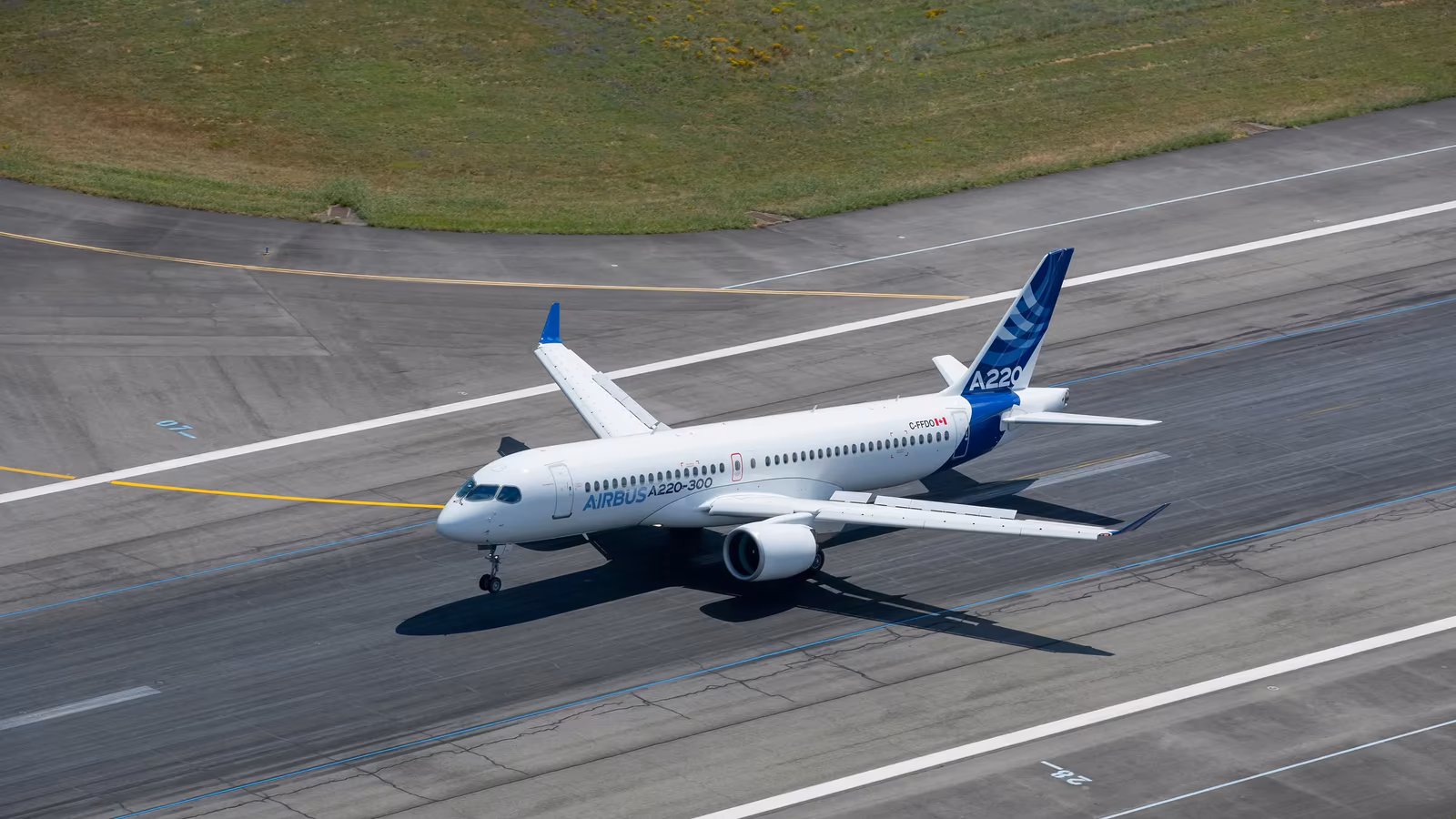 Airbus ������� ���������� Boeing 737 MAX: AirAsia ������ ������ 150 ��������� A220-500