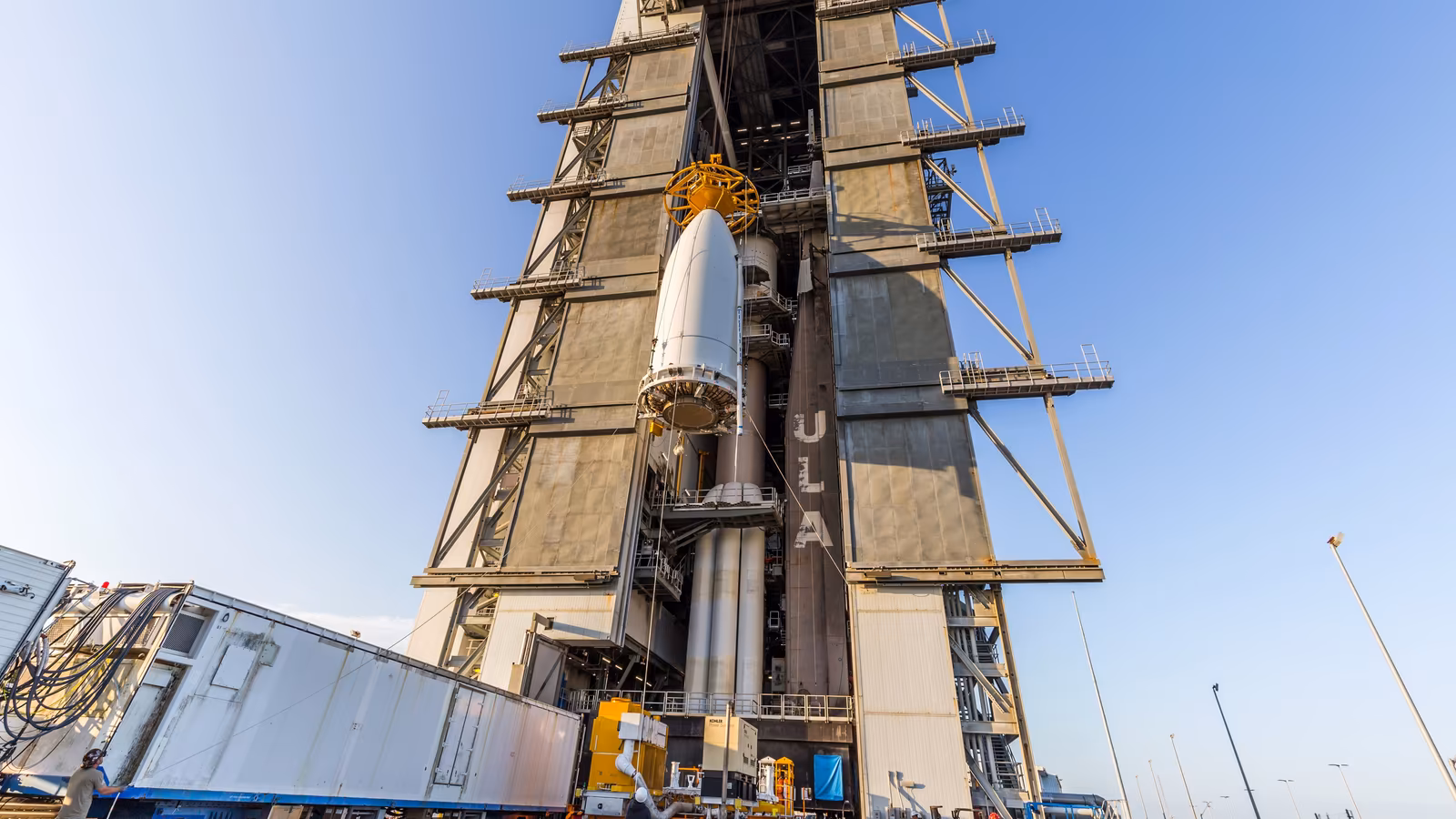 ��������� ������ ������ Atlas V: �� ������ �������� �������� Amazon