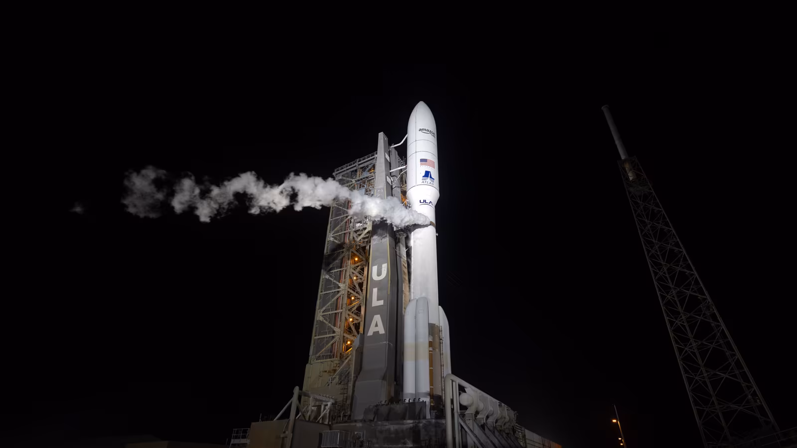 Финальный запуск Atlas V: ракета вывела 29 спутников Amazon Kuiper Финальный запуск Atlas V: ракета вывела 29 спутников Amazon Kuiper