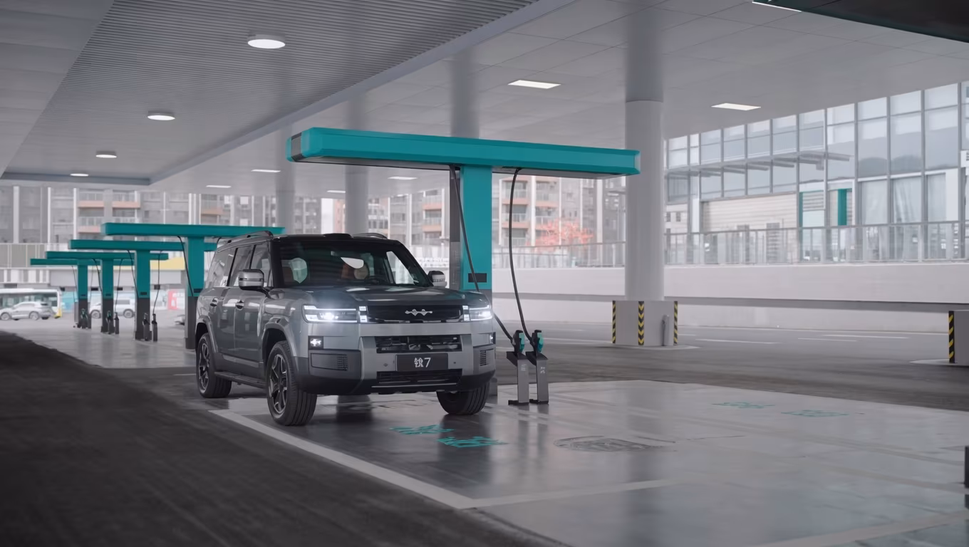BYD запустила 7000 сверхбыстрых зарядных станций мощностью 1500 кВт — зарядка за 9 минут даже в мороз -30°C BYD запустила 7000 сверхбыстрых зарядных станций мощностью 1500 кВт — зарядка за 9 минут даже в мороз -30°C