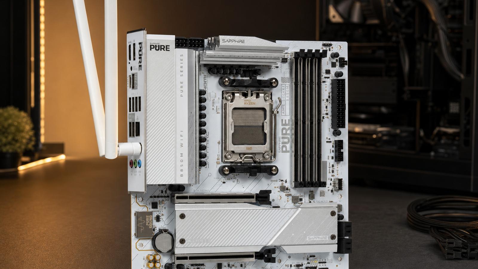 Sapphire Pure B850M WiFi: недорогая материнская плата на AM5 с PCIe 5.0 и Wi-Fi 6